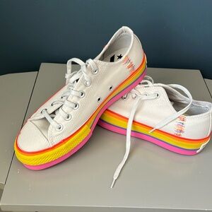Converse CHUCK TAYLOR ALL STAR LIFT RAINBOW OX Rainbow Soles Platform
